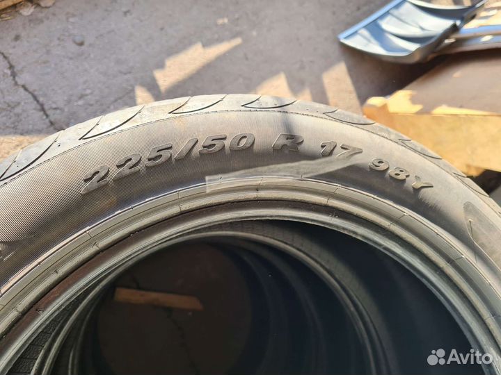 Pirelli P Zero Nero GT 225/50 R17 98Y