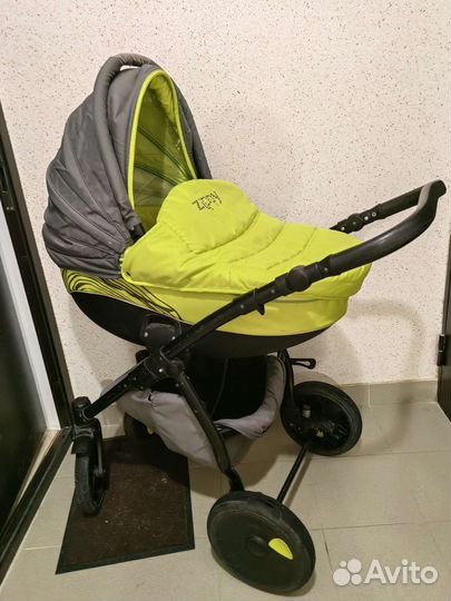 Коляска zippy 3 в 1