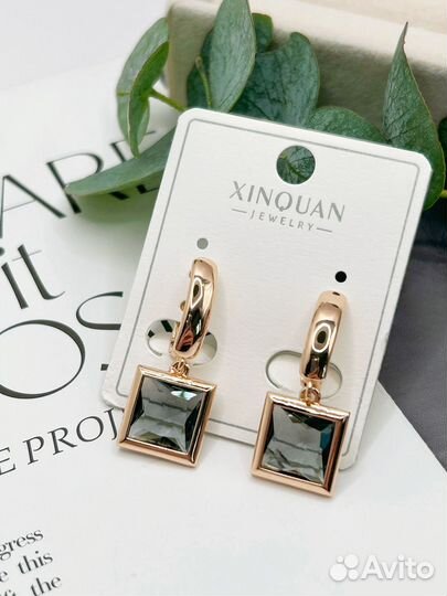 Серьги бижутерия
