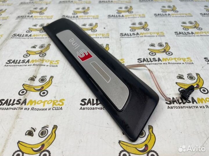 Накладка на порог задняя левая Audi Q7 4M cyrb