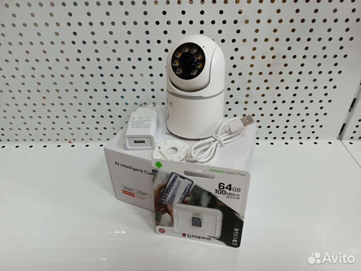 Поворотная видеокамера с картой памяти на 64 гб