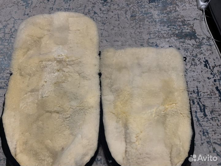 Зимний конверт в коляску на овчине Kaiser