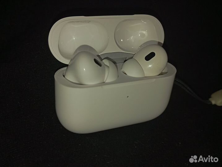 Беспроводные наушники Apple AirPods Pro 2
