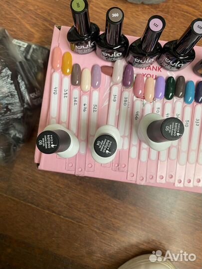 Гель лак для ногтей