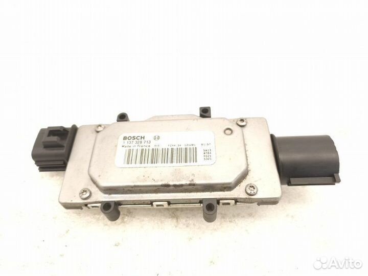 Блок управления вентилятором Volvo V40