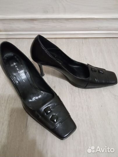 Туфли женские 35 размер