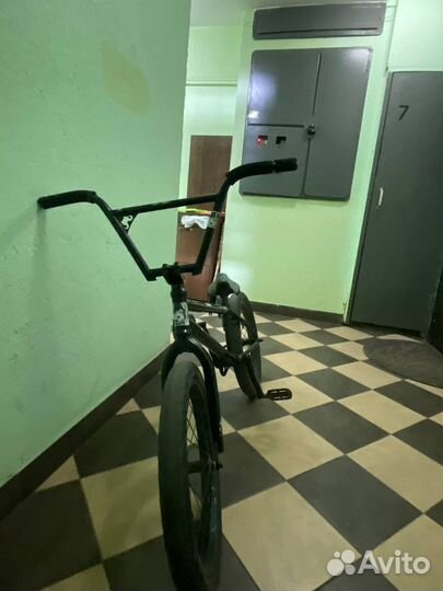 Трюковой велосипед bmx