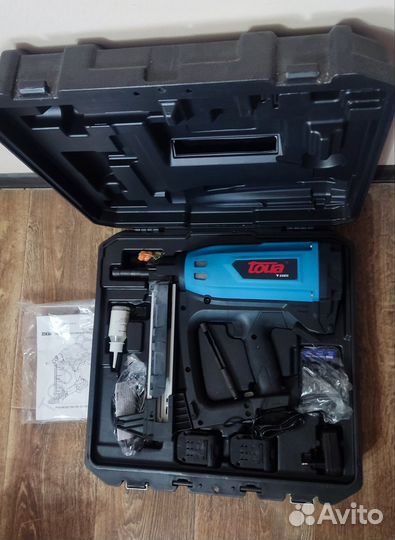 Бормашинка и Газовый монтажный пистолет toua gsn50