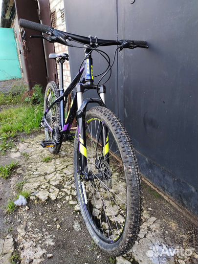 Велосипед женский GT Aggressor Expert