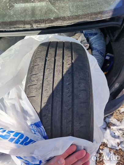 Solar 4XS+ 205/60 R16
