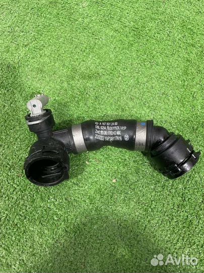 Патрубок системы охлаждения Mercedes-Benz