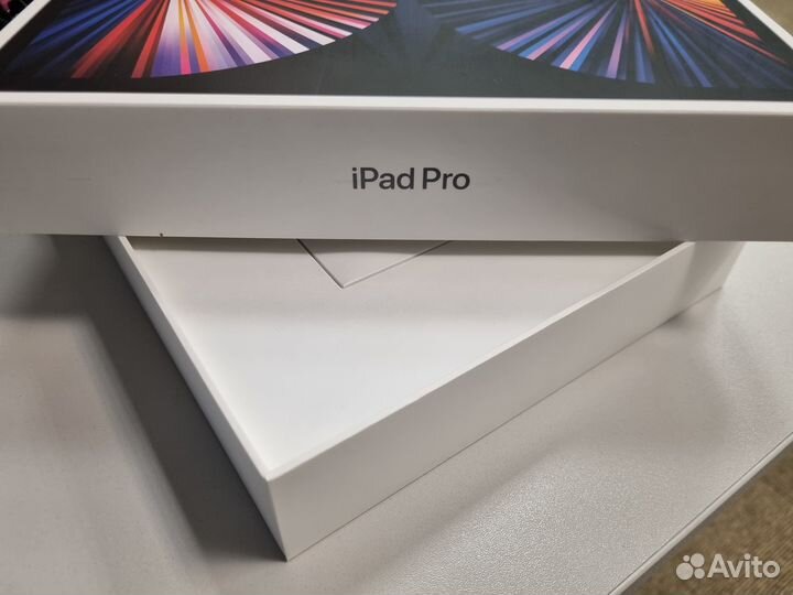 iPad Pro 12.9-inch (5th Generation) Wi-Fi+5G 256Gb