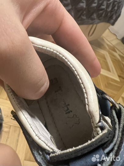 Сандалии детские для мальчиков 23