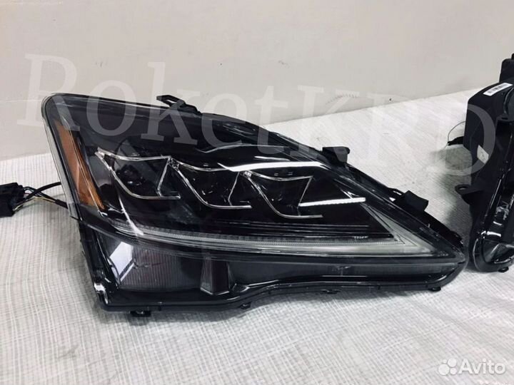 Фары Lexus IS 250 / IS 350 стиль lx 570