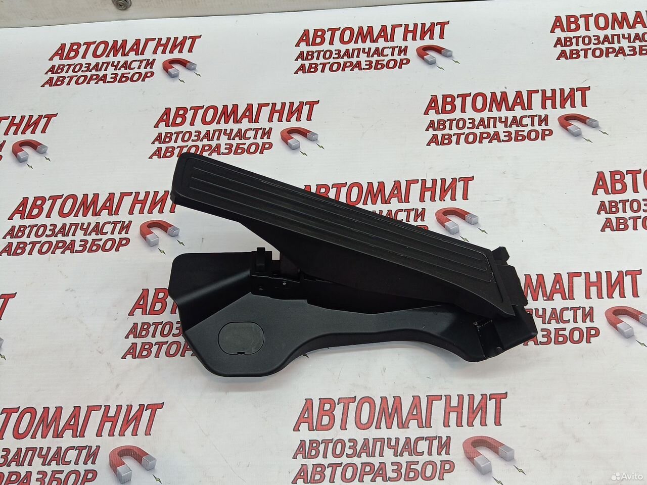 Педаль газа Lixiang L7