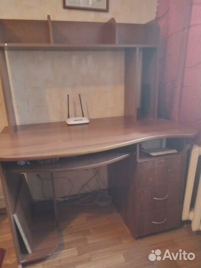 Компьютерный стол