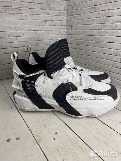 Кроссовки adidas Dame 7 GW2804