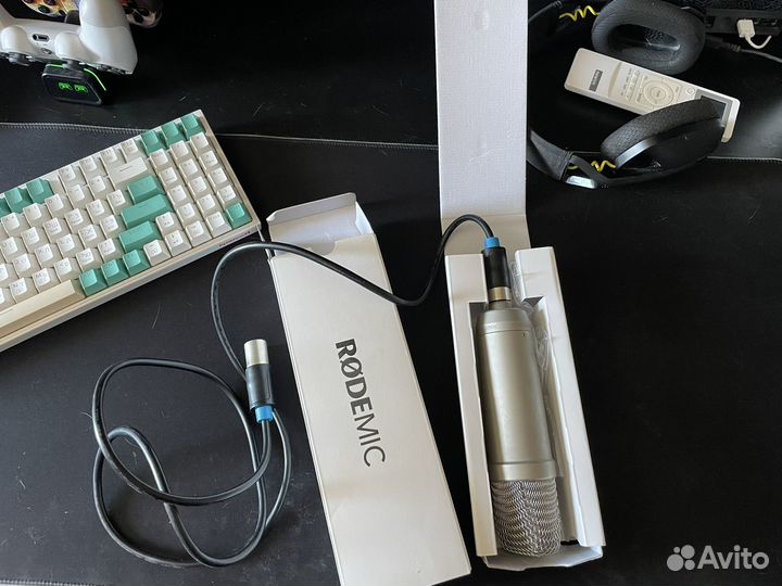 Студийный микрофон Rode nt1 a