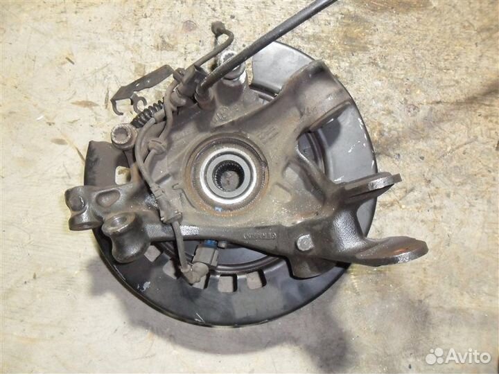 Ступица (кулак, цапфа) задняя левая Volkswagen