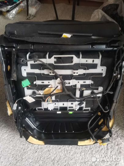 Сиденье переднее пассажирское Citroen C5X7