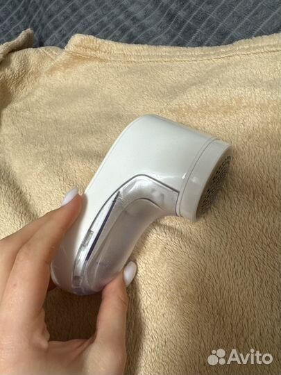 Машинка для удаления катышков