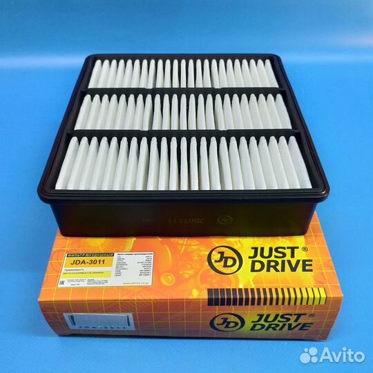 Воздушный фильтр Mitsubishi Outlander I