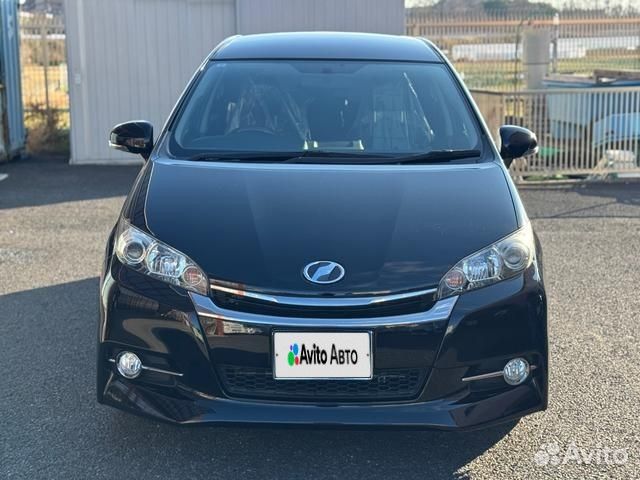 Toyota Wish 1.8 CVT, 2015, 64 700 км