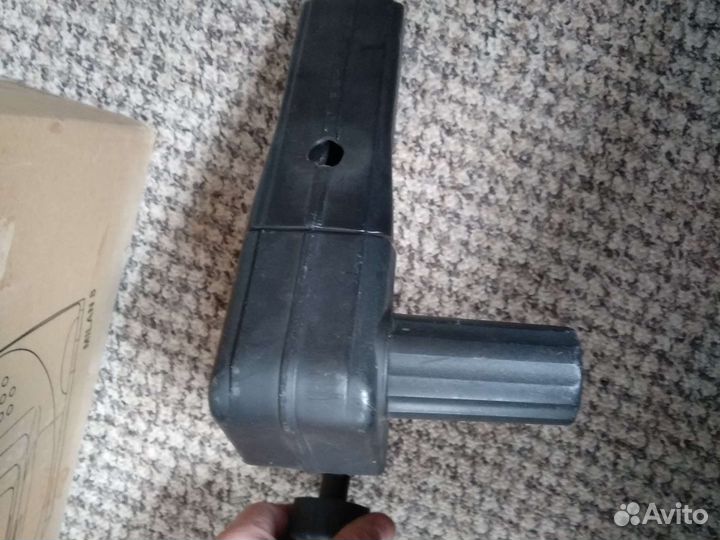 Для офисного стула запчасть