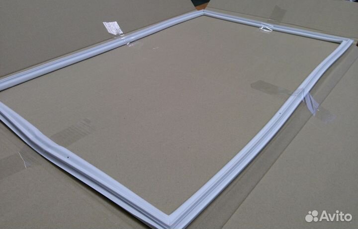 Уплотнители дверей холодильников/морозильников