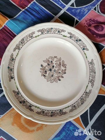 Тарелка - поднос