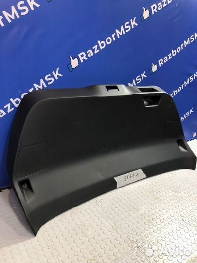 Обшивка крышки багажника Renault Arkana