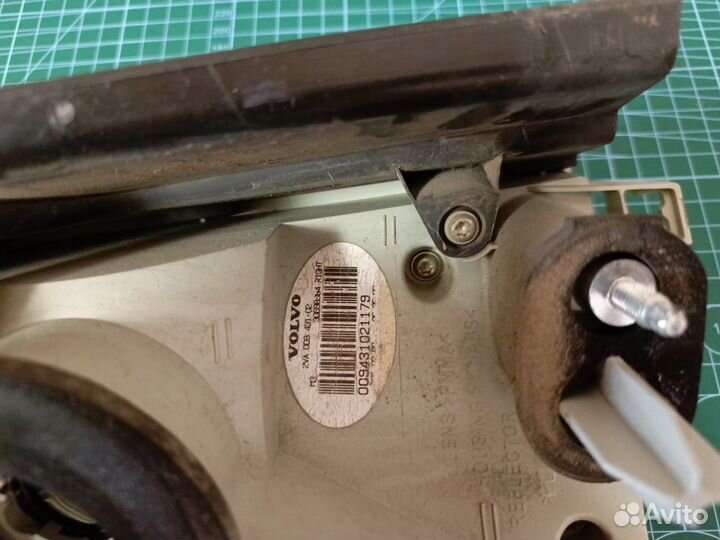 Фонарь задний правый Volvo xc70