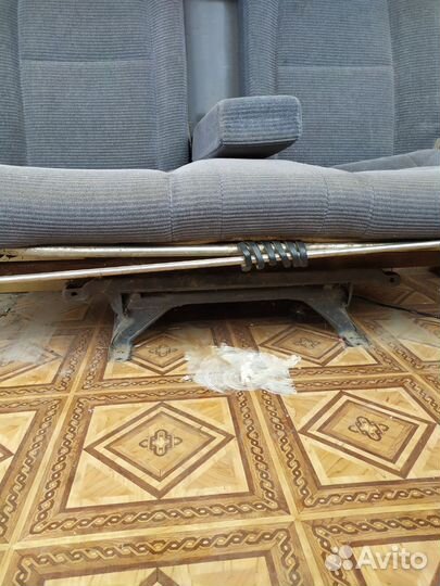 Заднее сиденье от немецкого микроавтобуса