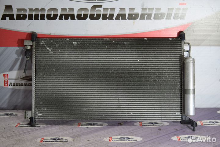 Радиатор кондиционера c Toyota Isis ZNM10G 1ZZ-FE