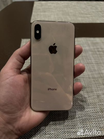 iPhone Xs, 64 ГБ