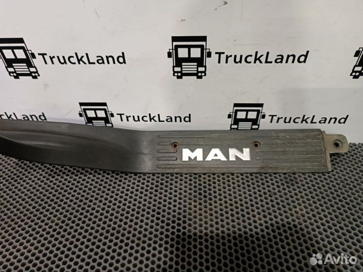 Накладка порога передняя левая Man Tgx