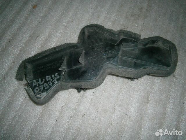 Накладка (кузов внутри) для Toyota Auris (E15) пла