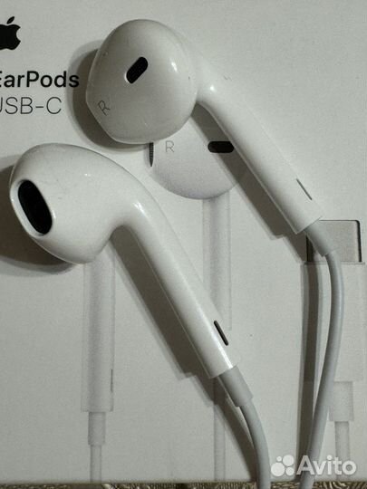 Наушники Apple EarPods with USB-C оригинал + чехол