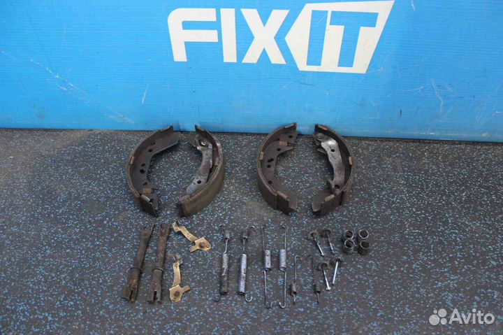 Механизм стояночного тормоза Hyundai Accent (Хенда