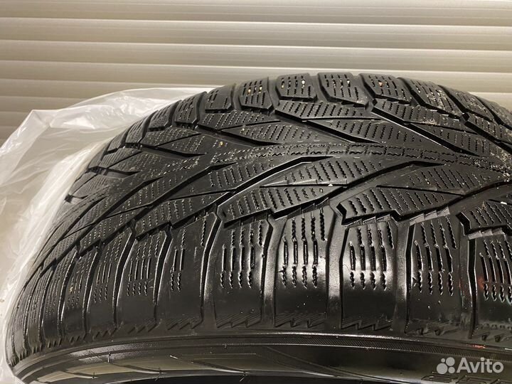 Nokian Tyres Hakkapeliitta R2 SUV 255/55 R19 111R