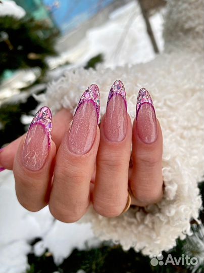 Маникюр, наращивание ногтей