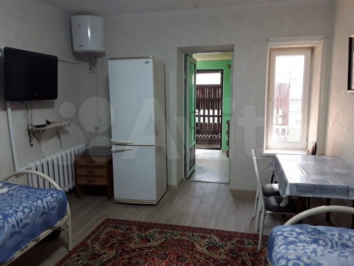 Дом 40 м² на участке 1 сот.