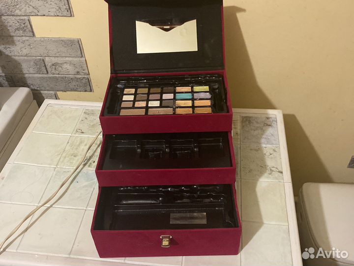 Бокс, кейс под косметику