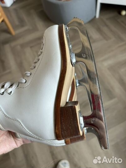 Коньки профессиональные graf etude