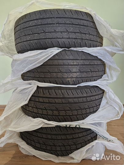 Continental ContiCrossContact UHP 235/55 R20 102W