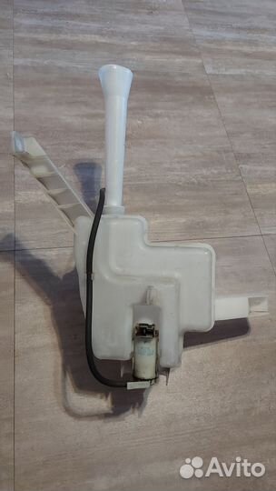 Бачок омывателя nissan teana j31