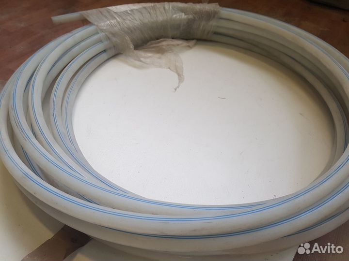 Труба Uponor Combi Pipe белая PN10 20x2,8 20м