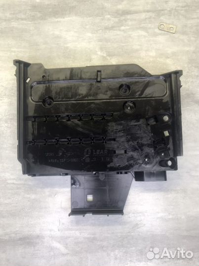 Блок для предохранителей Ford Kuga