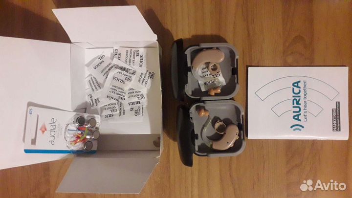Слуховой аппарат новый aurica (2 шт.)