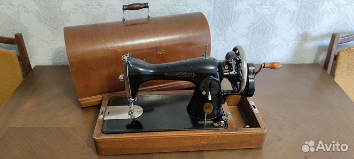 Машинка швейная ручная пмз